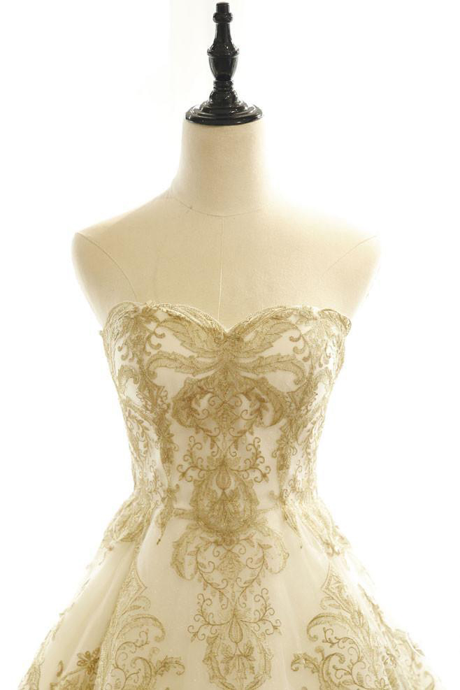 chic-wedding-dresses-ivory-gold-appliques-bridal-dresses-sweep-train-bridal-gown-sweetheart